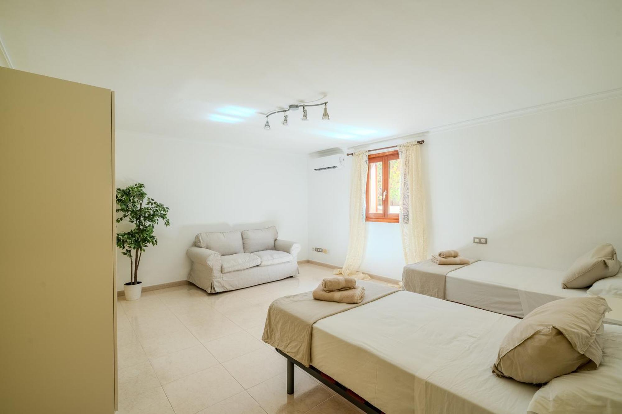 - 4579 Mallorca By 5starshome - Heated Saltwater Swimming Pool Villa *
