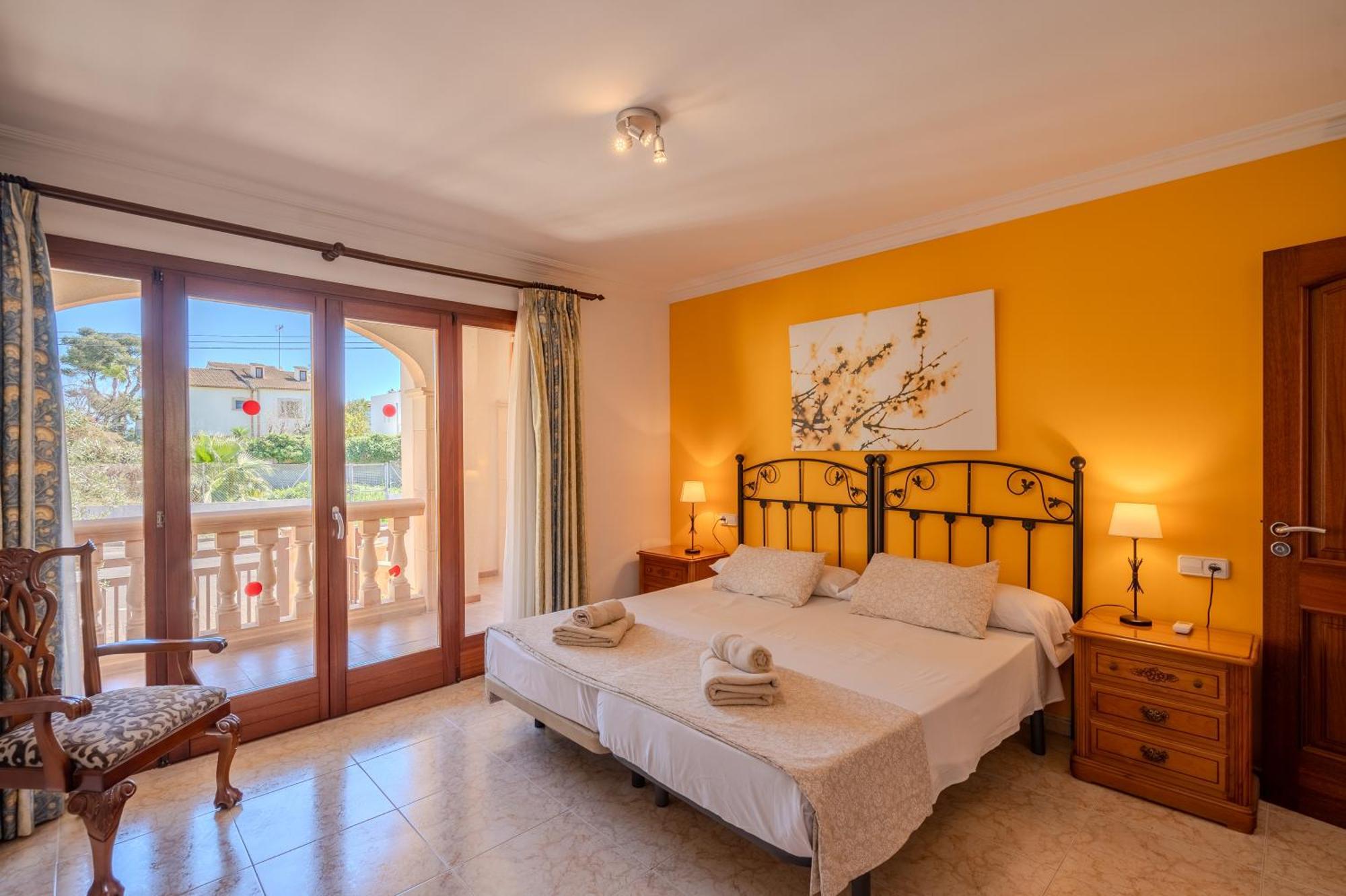 - 4579 Mallorca By 5starshome - Heated Saltwater Swimming Pool Villa